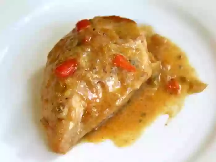 Low Carb Guajillo Chile Chicken in Cream Sauce