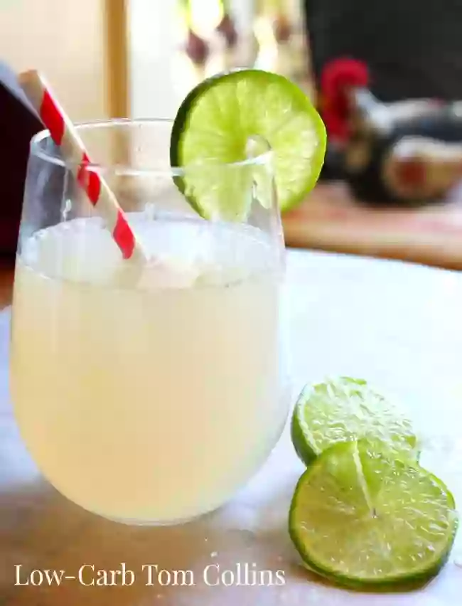 low-carb Tom Collins cocktail is tangy and refreshing with just .6 carbs per serving - lowcarb-ology.com