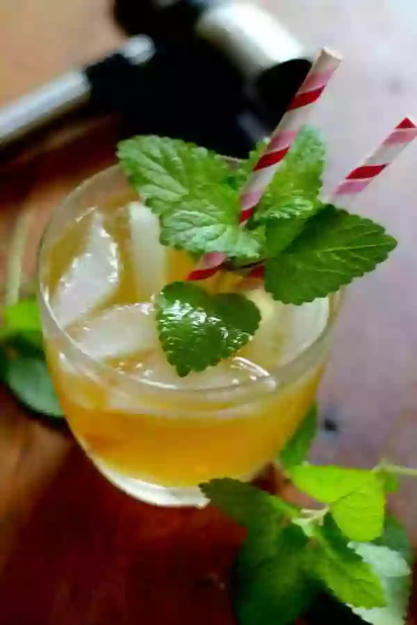 Enjoy a low carb taste of the Caribbean with this easy pineapple cake cocktail from lowcarb-ology.com