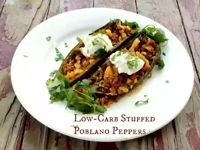 low carb stuffed polano peppers | lowcarb-ology.com