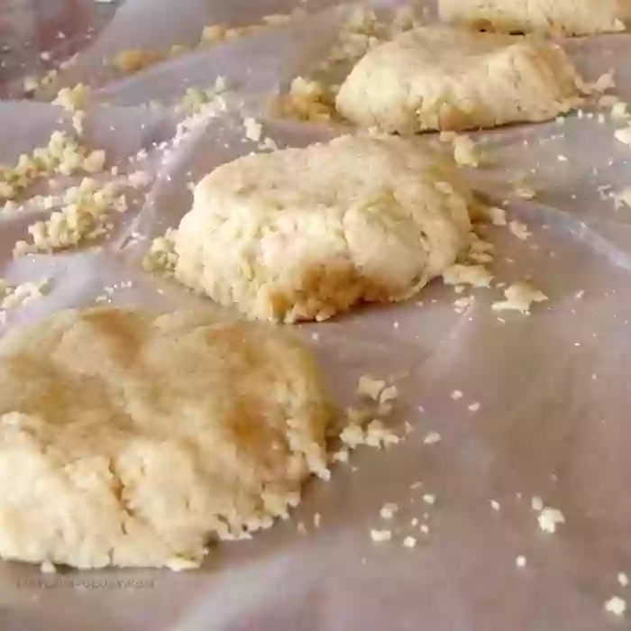 Low carb raspberry thumbprint scone dough