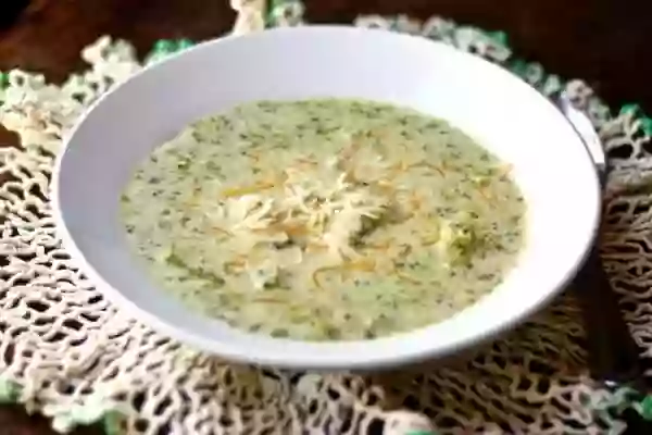 Easy, low carb cream of broccoli soup is a quick, comforting meal. from Lowcarb-ology.com