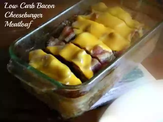 This low-carb bacon cheeseburger meatloaf will be a family favorite -lowcarb-ology.com