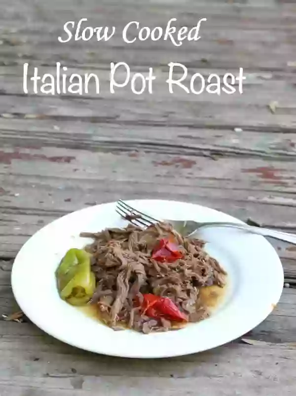 This low-carb slow cooked Italian pot roast is full of flavor that the whole family will love. Lowcarb-oloy.com