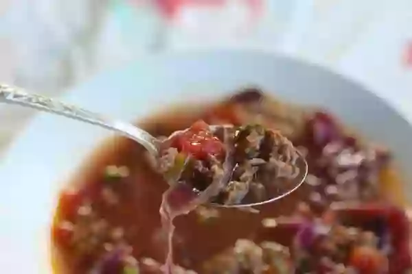 A low carb hamburger vegetable soup with just over 100 calories and less than 2 carbs per serving -- plus it's so dang good! From Lowcarb-ology.com