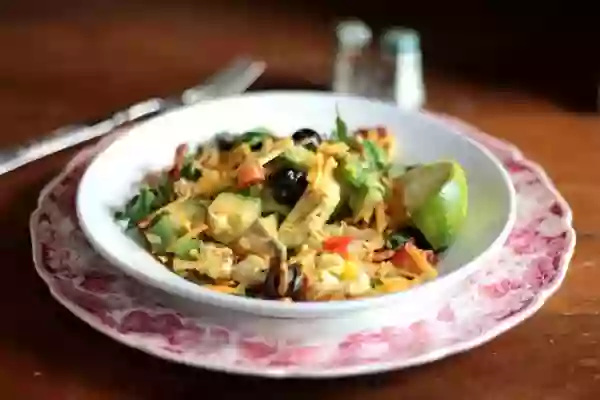This lowcarb avocado breakfast bowl is my favorite hearty breakfast! One of these and you'll be full all day! From Lowcarb-ology.com