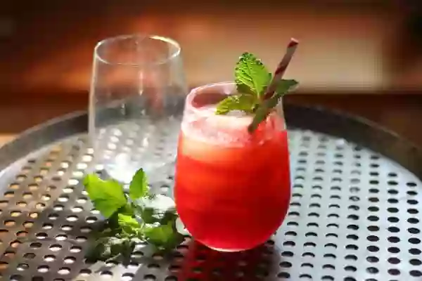 Low carb hurricane cocktail packs a punch without a lot of carbs. lowcarb-ology.com
