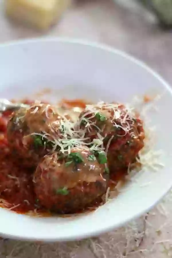 Super easy low carb meatballs have just 0.5 carbs each! From lowcarb-ology.com