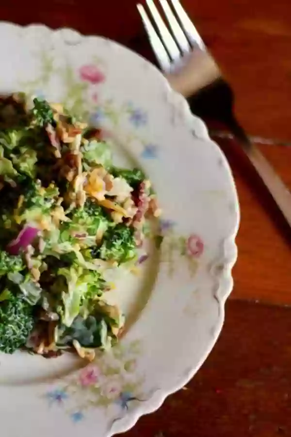I love this low carb southwestern broccoli salad. It's got so much texture and flavor! From lowcarb-ology.com