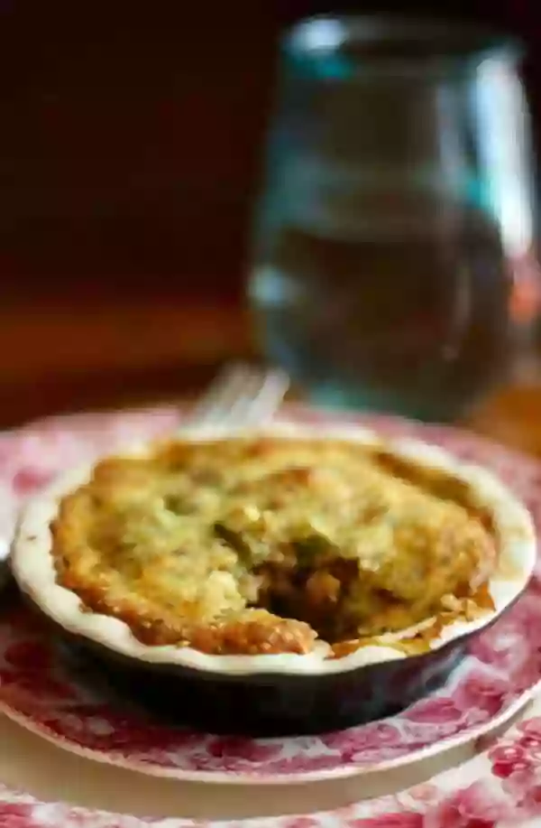 Creamy chicken pot pie is a low carb recipe everyone will love. Just 4.7 net carbs per serving. Lowcarb-ology.com