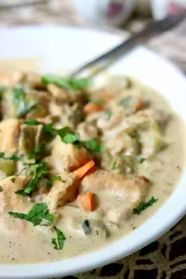 Chicken pot pie soup recipe is creamy low carb comfort food that will warm your soul anytime of the year! Keto friendly, Atkins friendly, just 7 net carbs. So simple! From Lowcarb-ology.com