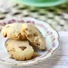 Low carb pecan shortbread cookies on a small plate