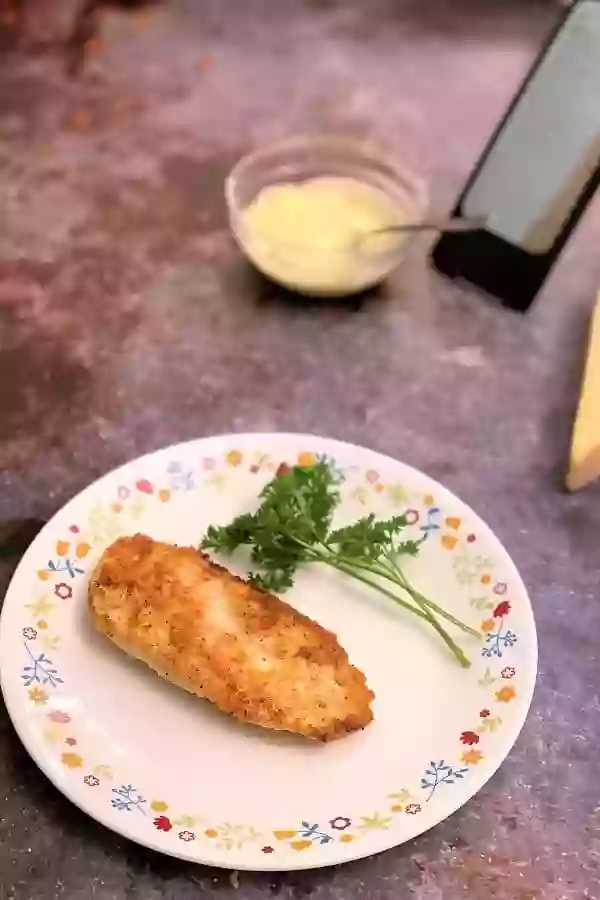Crispy Parmesan Chicken Without Breadcrumbs.