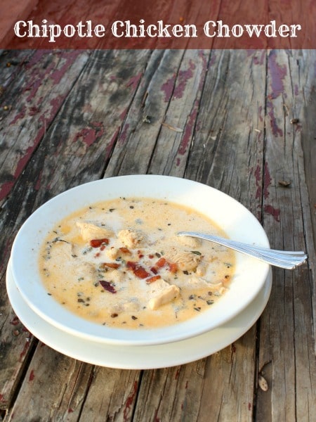 chipotle chicken chowder is smooth, creamy, and low carb - lowcarb-ology.com