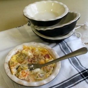 low-carb quiche with ham , smoked gouda and artichokes is easy and super fast - lowcarb-ology.com