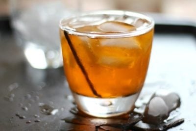 Low carb vanilla old fashioned is easy to make and so yummy! From Lowcarb-ology.com